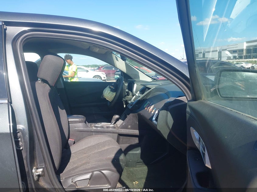 2017 CHEVROLET EQUINOX auction photo 3