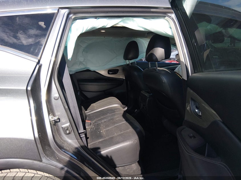 2017 NISSAN MURANO auction photo 8