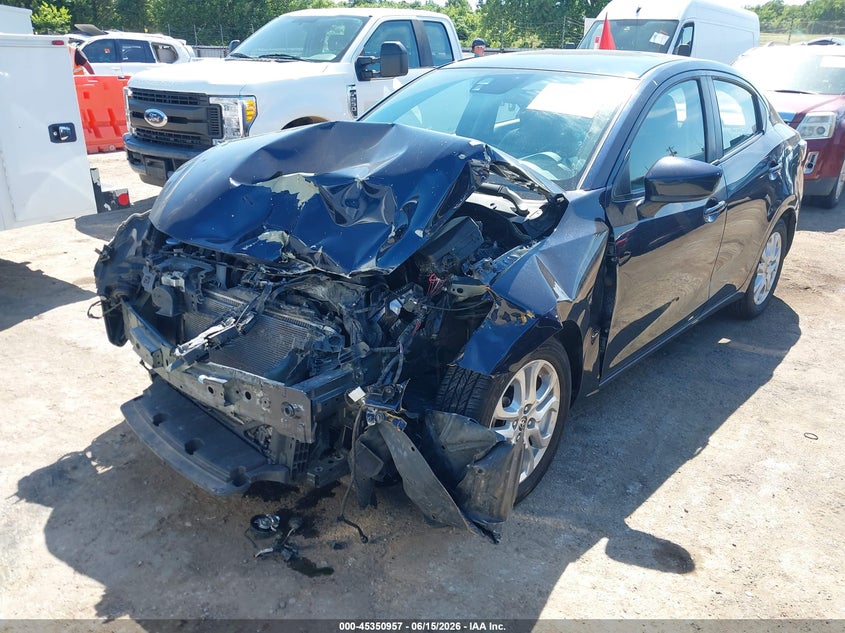 Vin: 3mydlbzv4gy131999, lot: 45848904, scion ia 20162
