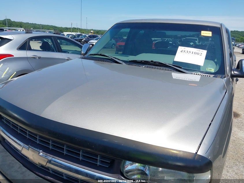 2000 CHEVROLET SILVERADO 1500 auction photo 6