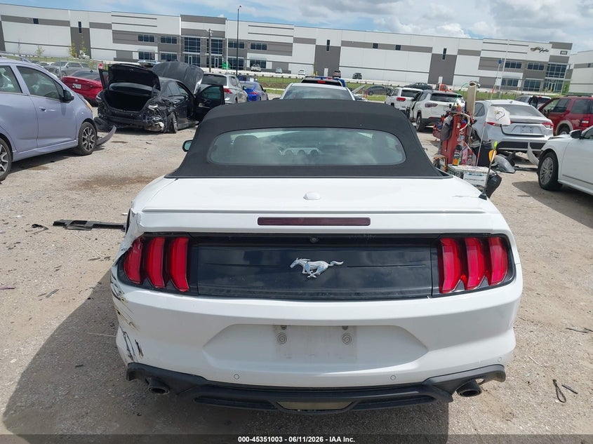 FORD MUSTANG - zdjęcie 16