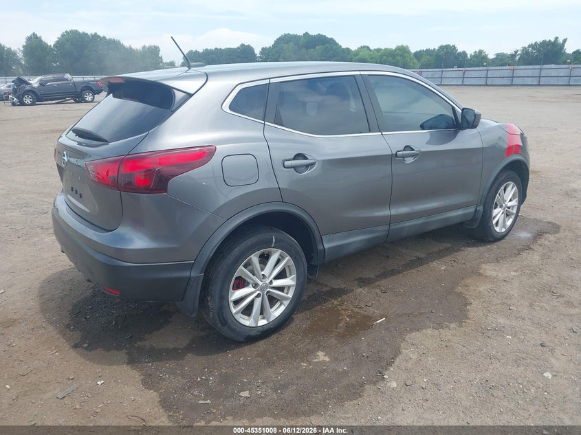 2017 NISSAN ROGUE SPORT auction photo 4