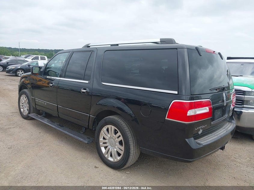 2014 LINCOLN NAVIGATOR L auction photo 3
