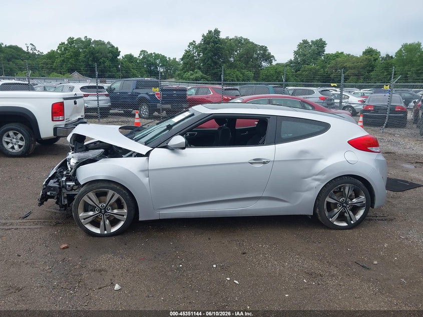 2017 Hyundai Veloster Value Edition VIN: KMHTC6AD3HU317800 Lot: 45351144