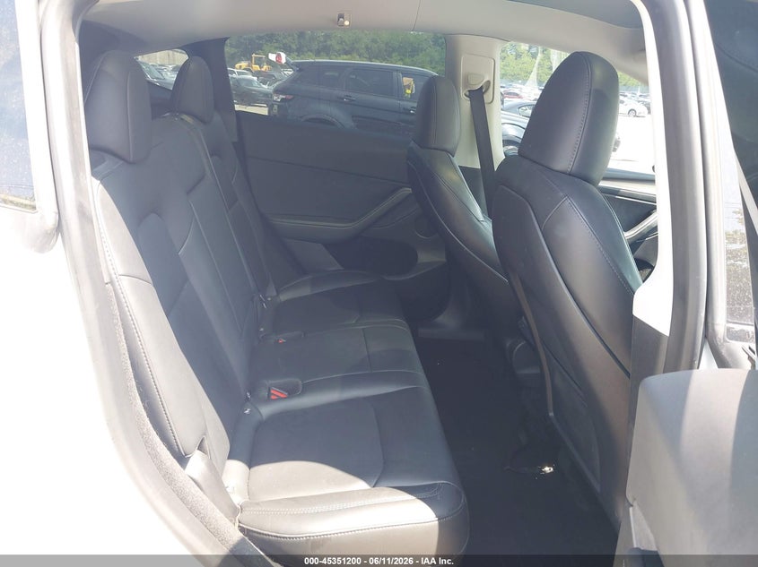 2023 TESLA MODEL Y auction photo 8