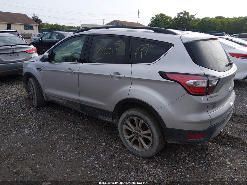 Vin: 1fmcu9gd5jub57964, lot: 45849189, ford escape se 20183