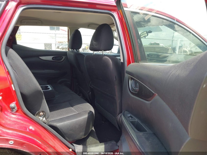 2019 NISSAN ROGUE SPORT auction photo 8
