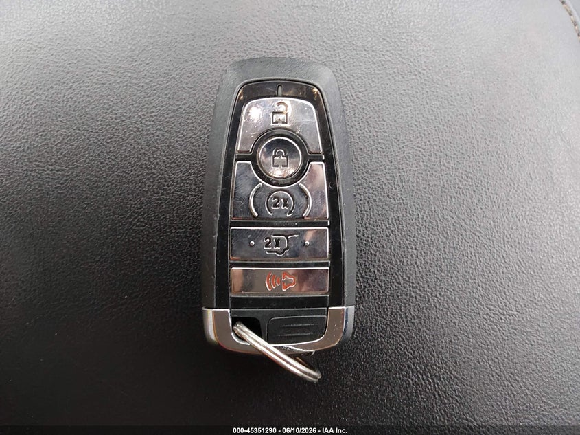 2025 Lincoln Aviator Livery VIN: 5LM5J0XC9SGL17362 Lot: 45351290