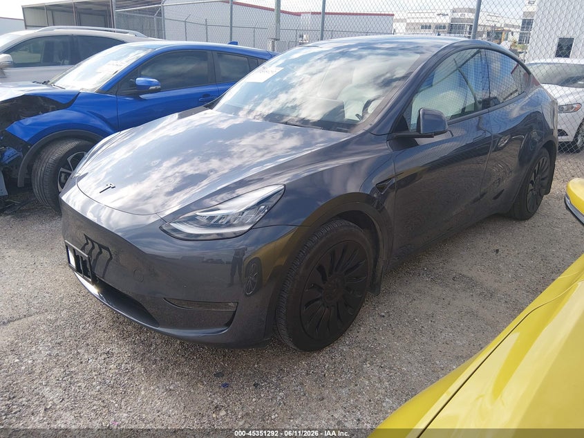 2023 Tesla Model Y Awd/Long Range Dual Motor All-Wheel Drive 7SAYGDEE2PF617330 photo 1