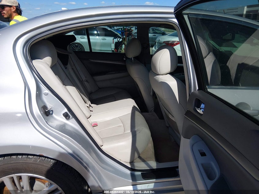 2013 INFINITI G37 auction photo 8