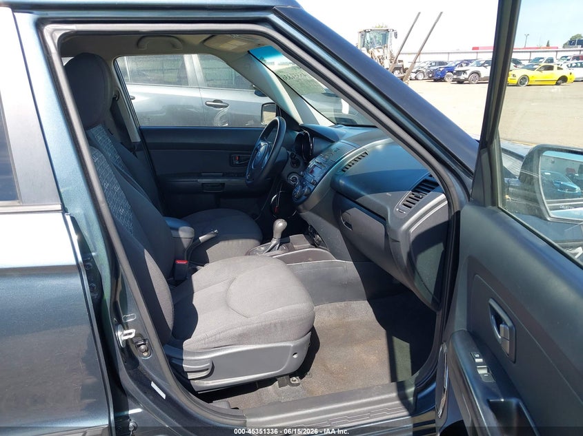 2011 KIA SOUL auction photo 5