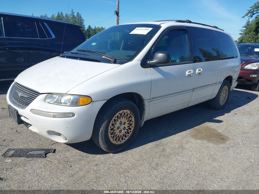 1998 Chrysler Town & Country Lxi 1C4GP64L8WB656574 photo 1