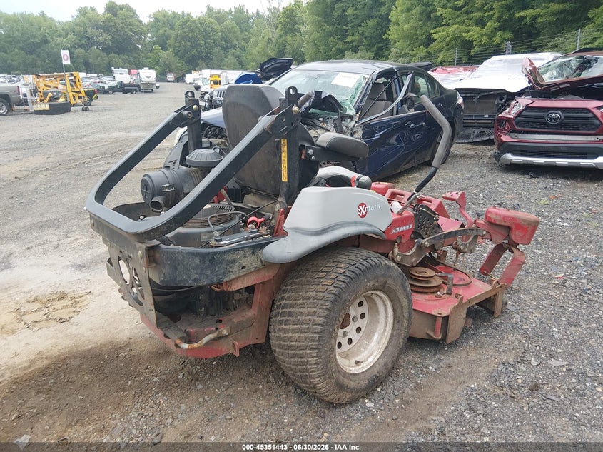 2020 EXMARK LAZER X SERIES ZERO TURN MOWER auction photo 4