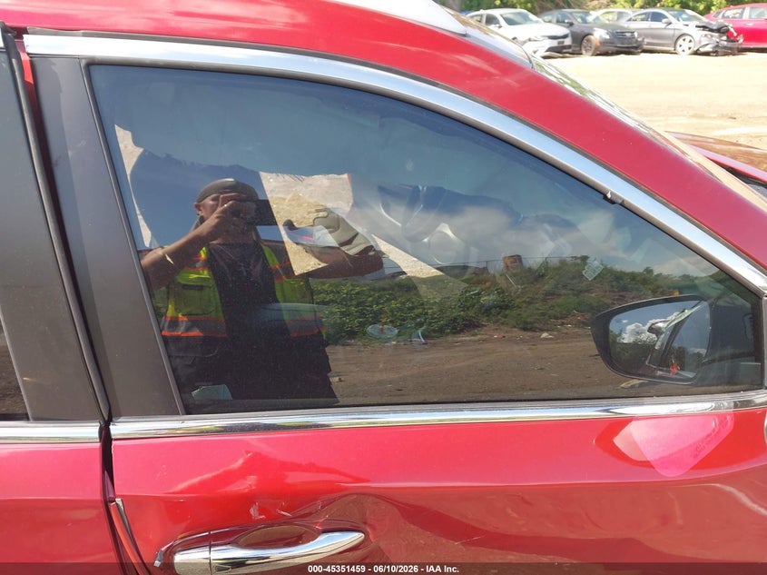 2019 NISSAN ROGUE auction photo 5