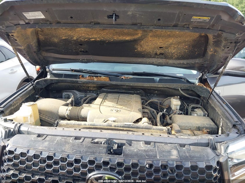 2020 TOYOTA TUNDRA PLATINUM — Photo 10
