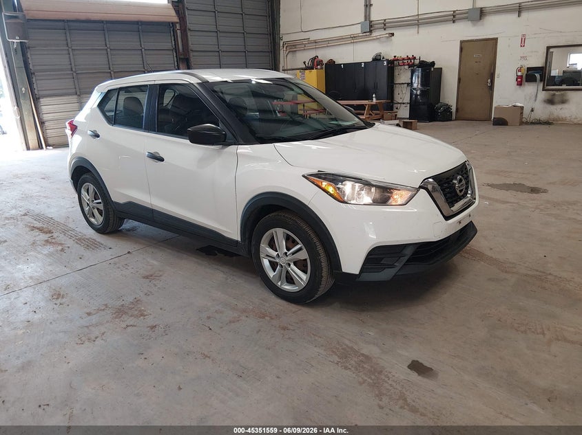2020 NISSAN KICKS auction photo 1