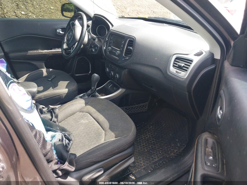 2018 JEEP COMPASS auction photo 5