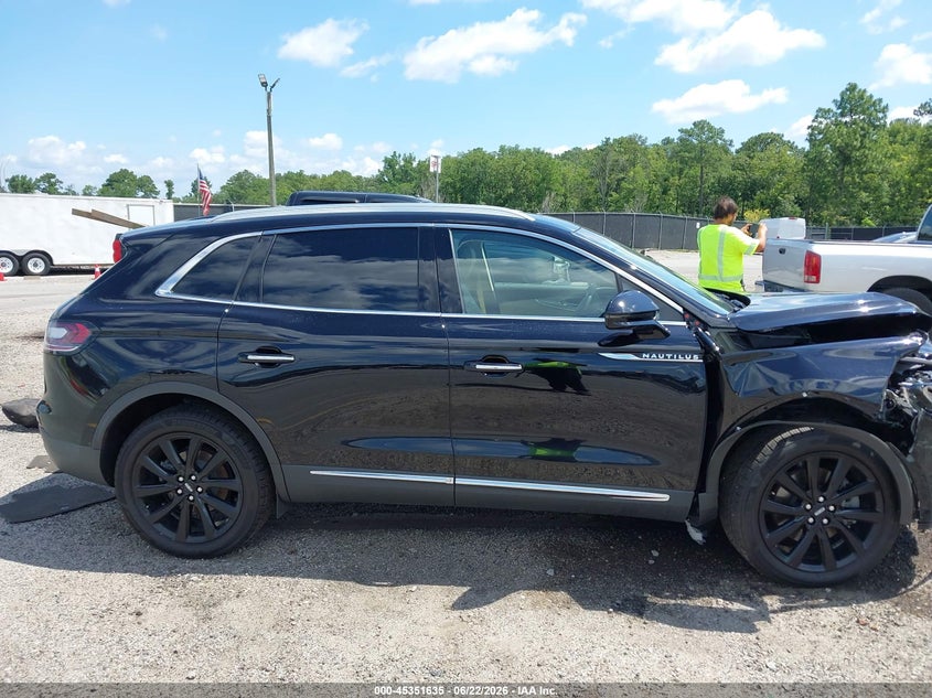 2020 Lincoln Nautilus Reserve VIN: 2LMPJ6K9XLBL30662 Lot: 45351635