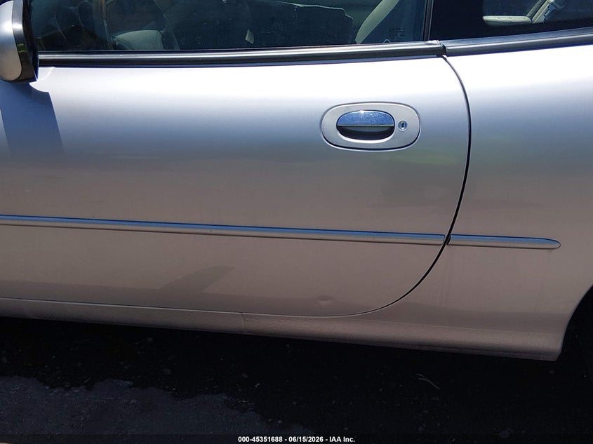 2000 Jaguar Xk8 VIN: SAJJA41C3YNA05777 Lot: 45351688