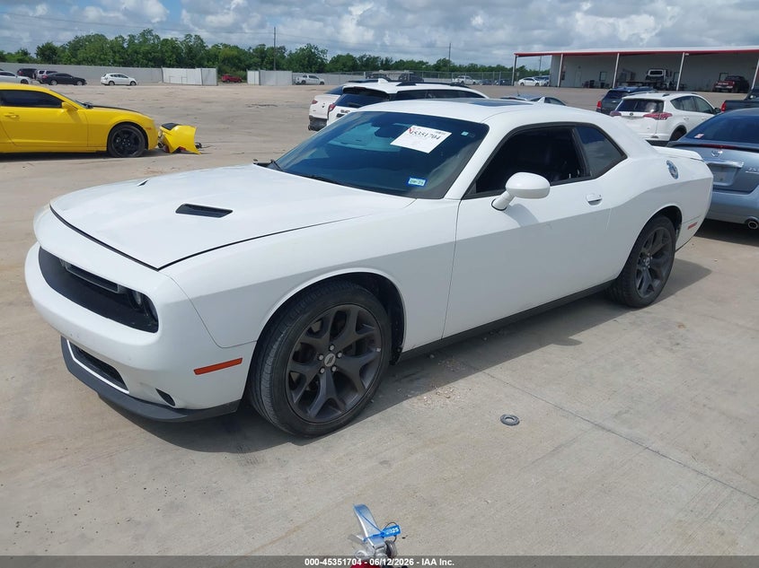 Vin: 2c3cdzag6jh258123, lot: 45849651, dodge challenger sxt plus 20182
