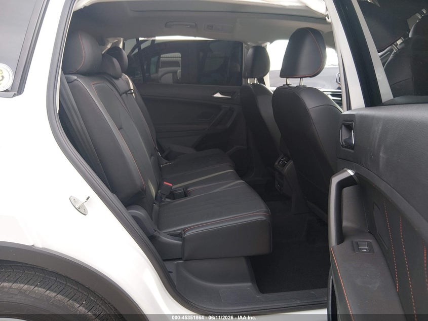 2024 VOLKSWAGEN TIGUAN auction photo 8