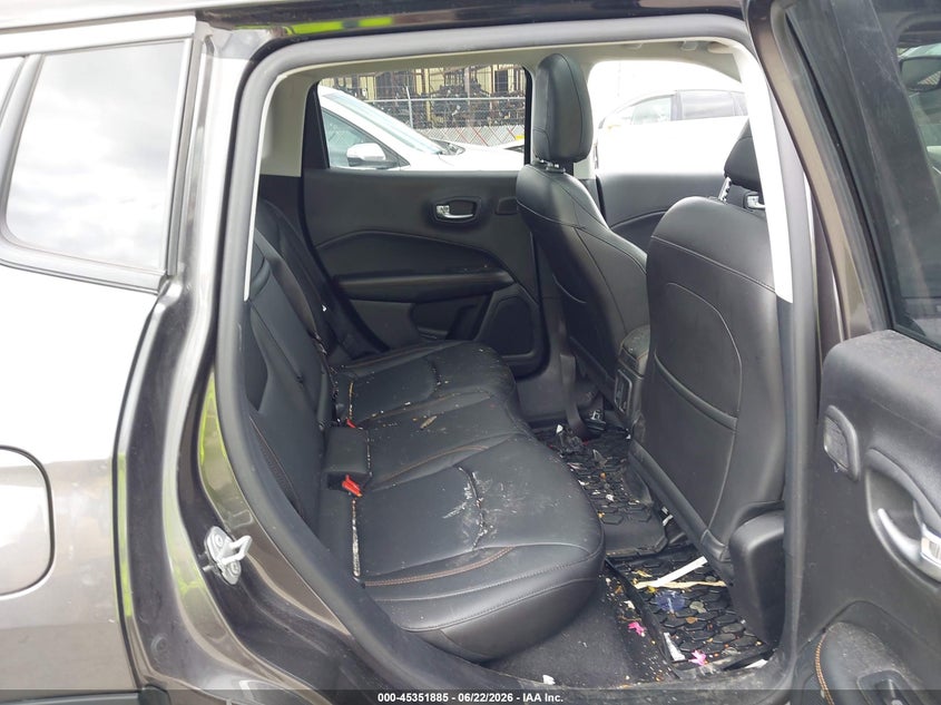 2018 JEEP COMPASS auction photo 8