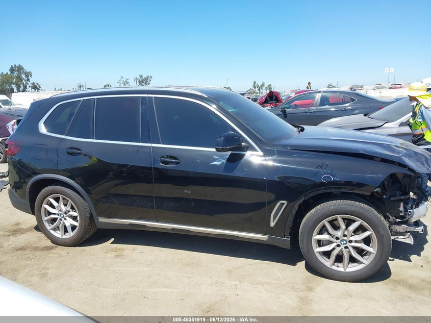 2021 BMW X5 xDrive40I VIN: 5UXCR6C09M9F35154 Lot: 45351919