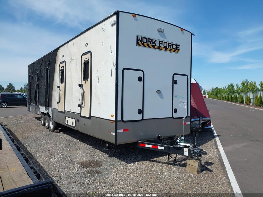 2025 RECREATION BY DESIGN RESTROOM TRAILER auction photo 1