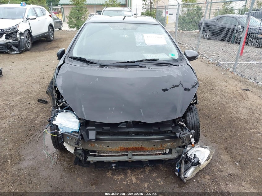 2015 Toyota Prius C Three VIN: JTDKDTB32F1087103 Lot: 45351968