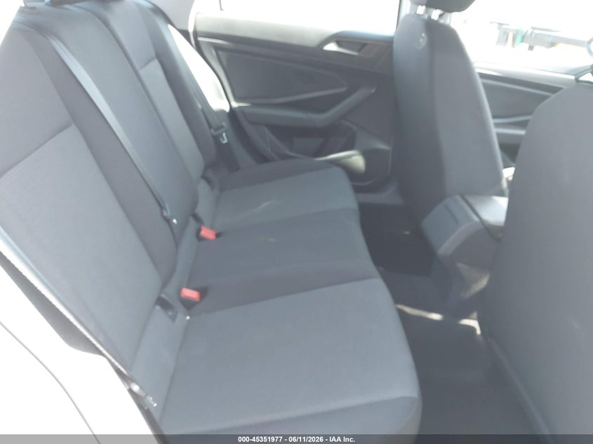 2019 VOLKSWAGEN JETTA auction photo 8