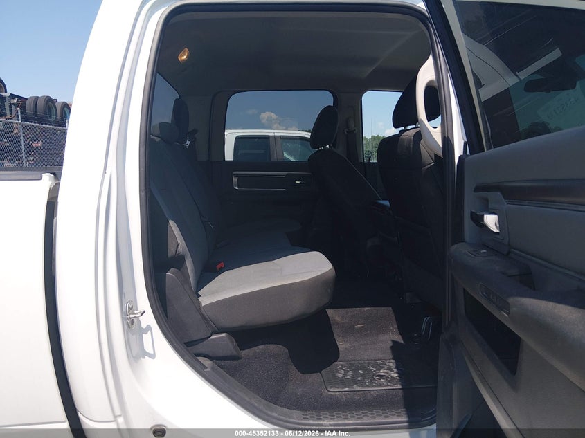 2021 Ram 1500 Classic Slt 4X2 6'4 Box VIN: 1C6RR6TT8MS516176 Lot: 45352133