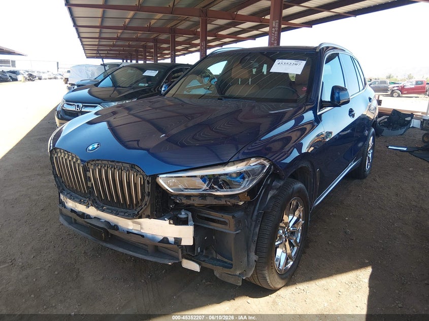 2019 BMW X5 auction photo 2