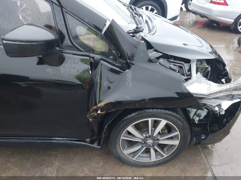 VIN: 3N1CE2CP7JL355967 2018 NISSAN VERSA NOTE SR