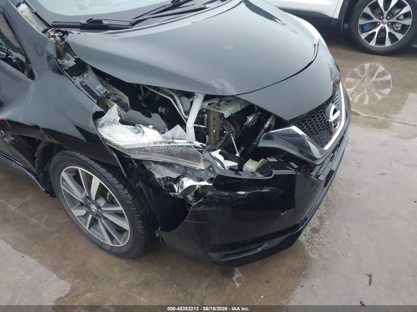 VIN: 3N1CE2CP7JL355967 2018 NISSAN VERSA NOTE SR