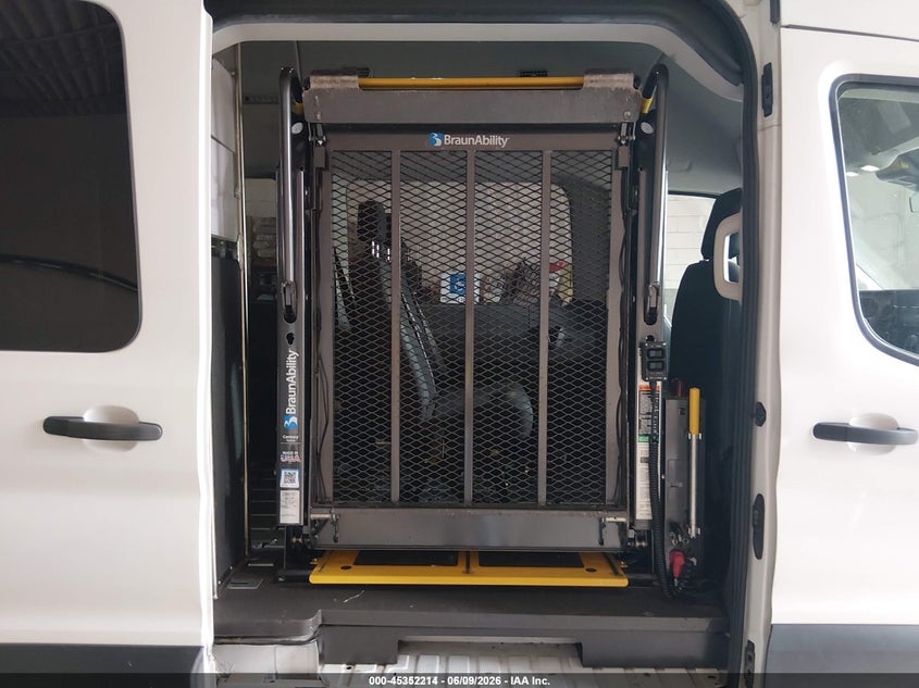 2023 FORD TRANSIT-350 PASSENGER VAN auction photo 8