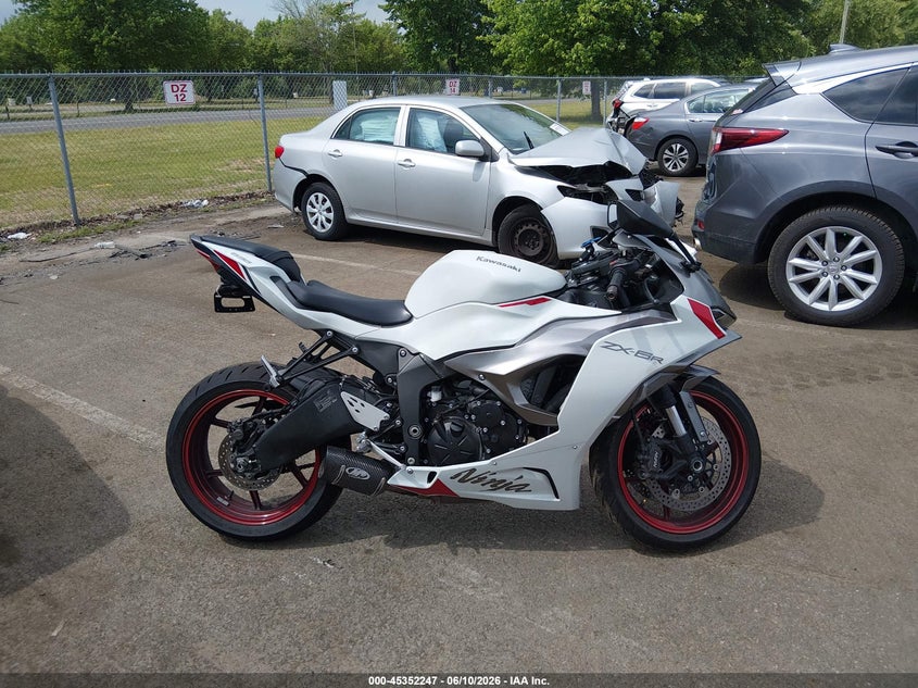 2024 Kawasaki Zx636 K VIN: JKBZXJK15RA004055 Lot: 45352247