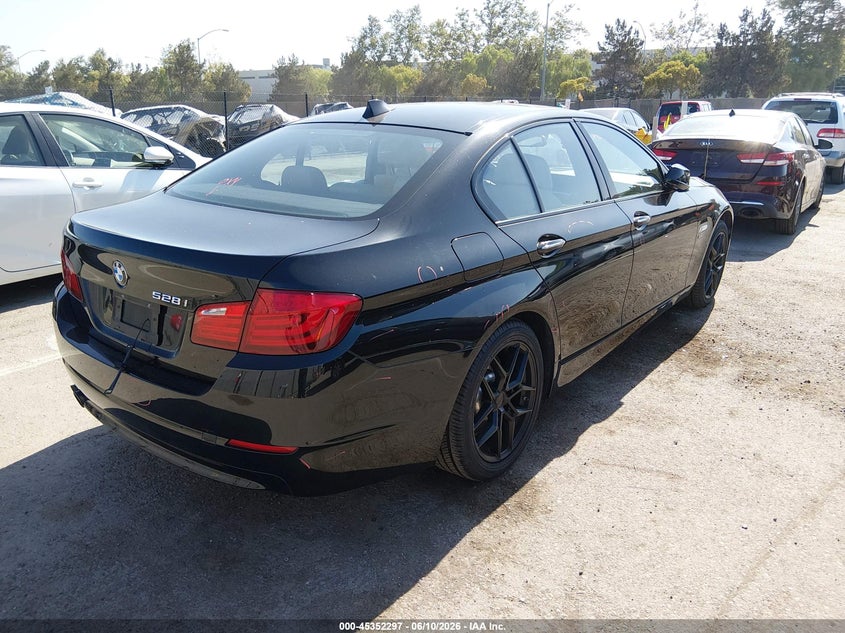 Vin: wbaxh5c56cc595142, lot: 45850244, bmw 528i xdrive 20124