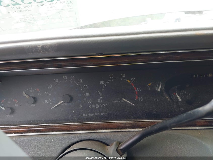 1992 Buick Roadmaster VIN: 1G4BN5379NR416966 Lot: 45352307