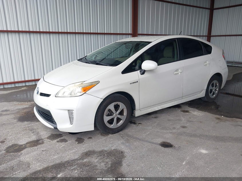 2015 Toyota Prius Two JTDKN3DU6F0414742 photo 1