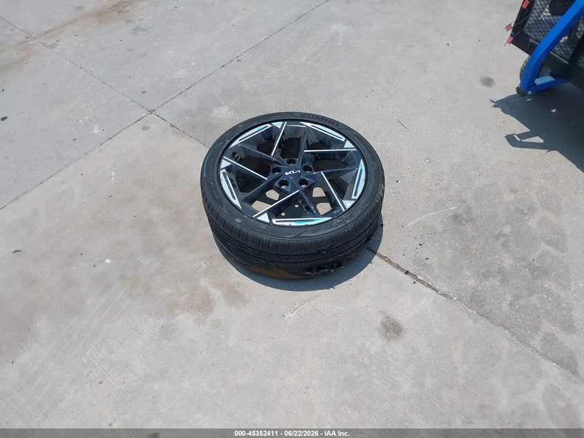 KIA K4 2025 VIN 3KPFW4DE7SE079523