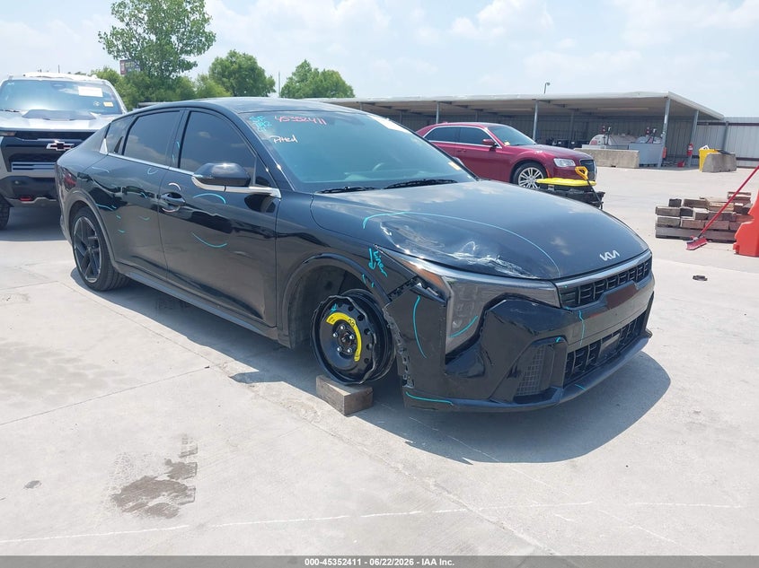 2025 KIA K4 auction photo 1