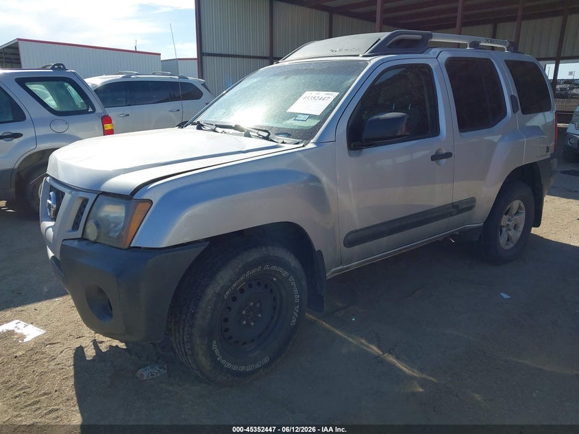 2013 NISSAN XTERRA auction photo 2