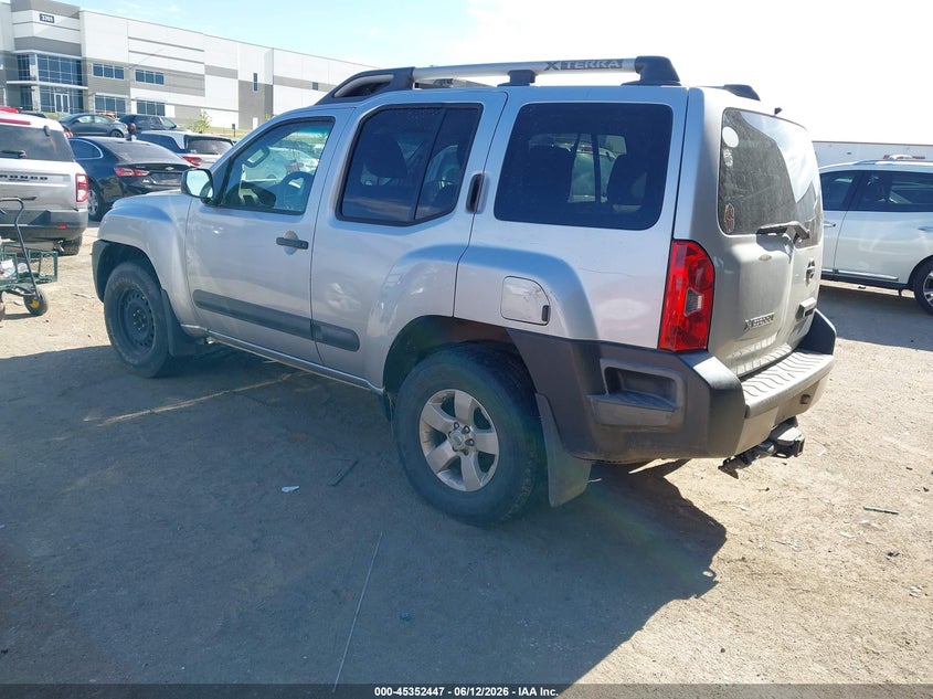 2013 NISSAN XTERRA auction photo 3