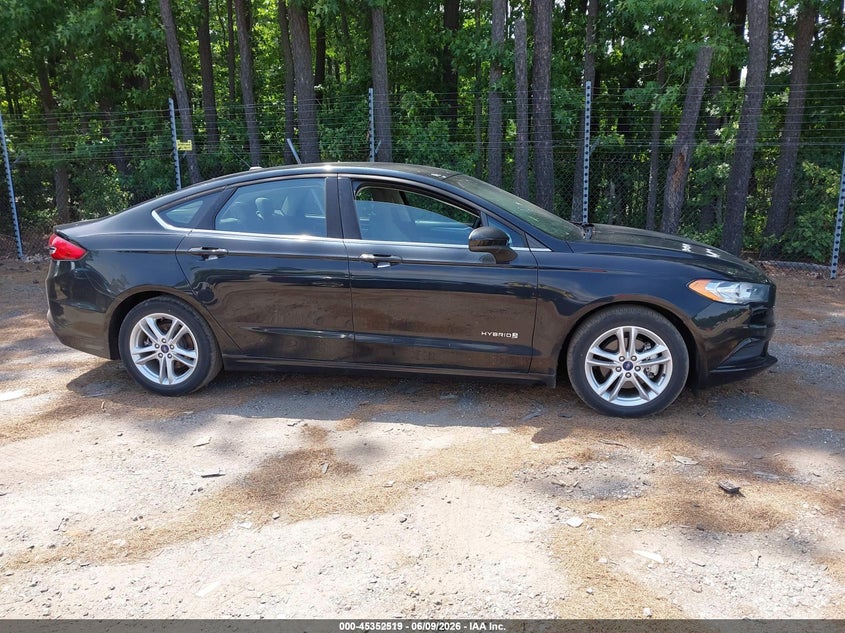 2018 FORD FUSION HYBRID S — Photo 13