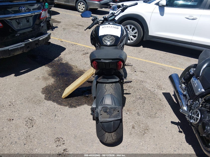2012 DUCATI DIAVEL auction photo 6