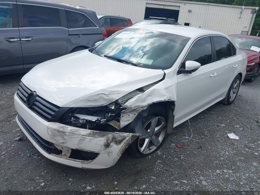 2012 Volkswagen Passat 2.5l Se 1VWBH7A37CC083929 photo 1