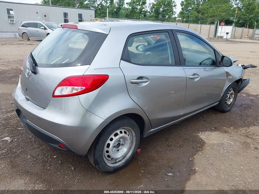 Vin: jm1de1kyxd0156502, lot: 45850637, mazda mazda2 sport 20134