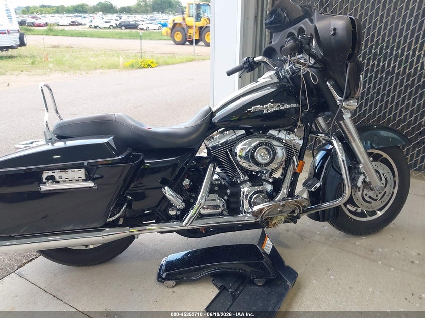 2007 Harley-Davidson Flhx VIN: 1HD1KB41X7Y657430 Lot: 45352710