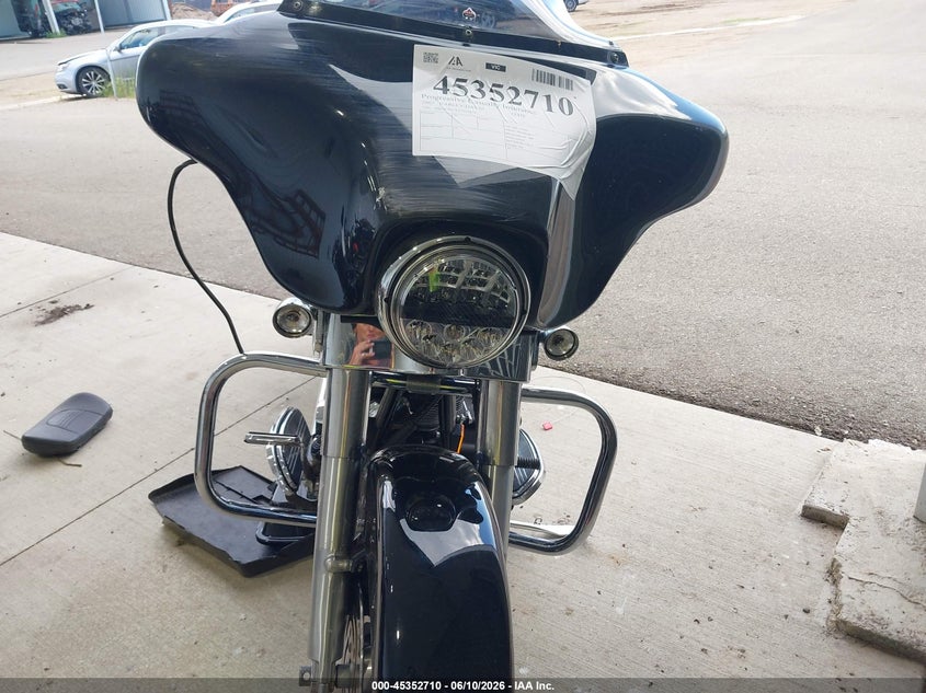 HARLEY-DAVIDSON FLHX 2007