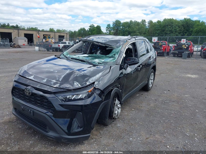 AtlanticExpress - Toyota RAV4